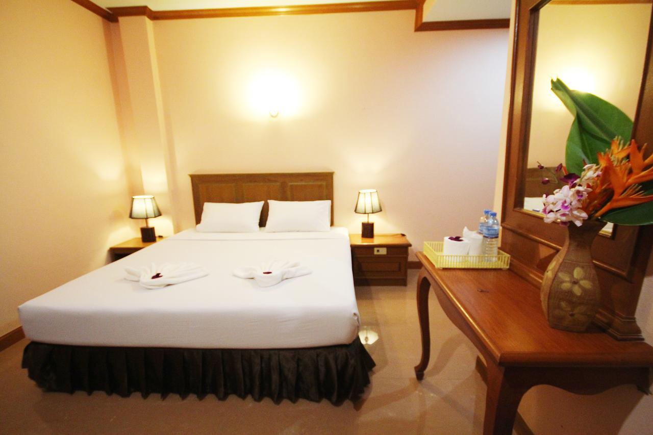 Lanta Sabai Hotel & Bungalows Koh Lanta Exterior photo